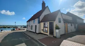Frankland - Emsworth Harbour 3 Bedroom House - Image 2