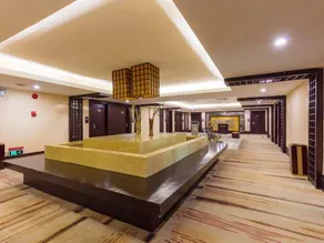 Jin Yu Hotel (Zhuhai Gongbei Port Pedestrian Street) - Image 4