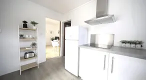 Mon Rêve - By BEST KEYS - Loft Cosy & Charme Authentique - Poutres Apparentes - Centre Ville - Netflix & WiFi Fibre - Smart TV - Machine à Café Nespresso - Check-in Autonome - Parking Facile & Gratuit - Image 2