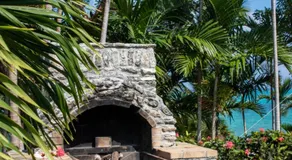 Orange Hill Beach Inn - Image 5
