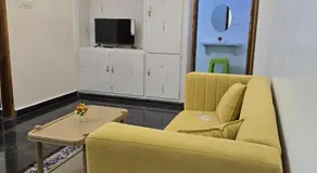 Padmini's home stay 2bhk Ac, for families only - Image 2
