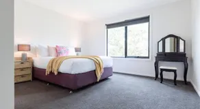 Perfect for groups and large families - Sleeps 12 - Image 2