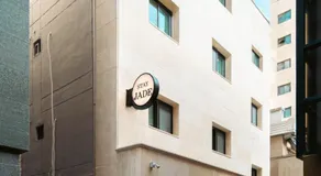 Stay JADE - Image 4
