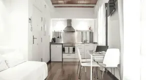 Barcelona Beach Apartments - Image 2