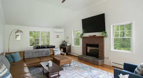 Berkshire Vacation Rentals: Great Barrington Walkable To Lake And Town - Image 4