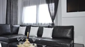 S. Luxury Princess Suite - Image 2