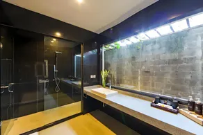 Three Bedroom Villa in the center of Seminyak - Image 5