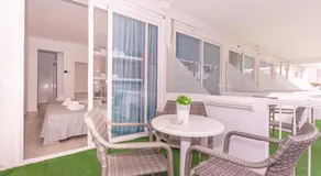 Hotel Boogaloo - Adults Only - Image 5