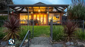 PetLet 16: Stile rinnovato Lake Front w Pontoon - Image 5