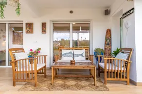 Designer Luxury Two Bedroom Apartment  - Image 3