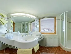 Hotel Garni Serfauserhof - Image 2