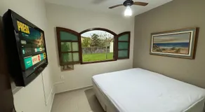 Casa com piscina, ar condicionado, campo de futebol e área gourmet a um quarteirão da lagoa de Praia Seca - Image 2
