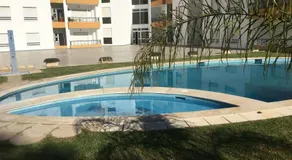 Quiet apartment overlooking the swimming pool - Image 3