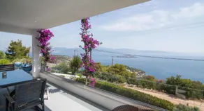 White Blue Luxury Villa 1 - Image 4