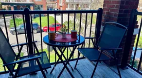 Modern 3Bed house Near River ,Casino Sleeps 8 - Image 4