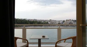 Chalkida Seafront Apartment - Image 3
