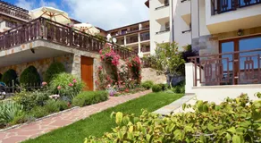 Relax Holiday Complex & Spa - Image 5