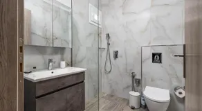 Carolina Apartment's - Image 2