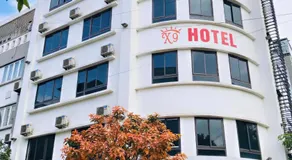 X9 Hotel - Image 3
