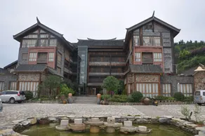 Senlin Renjia Hotel - Image 4