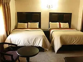 Global Village Guesthouse Midrand - Image 5