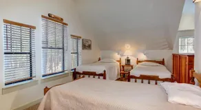 1A Wawona Retreat - Image 4