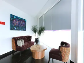 Iris Hotel - Image 4