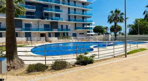 Elise Sun Beach - Image 3
