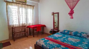 KING TOP Holiday Inn - Image 2