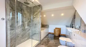 NEW Luxury Home with HotTub, Cinema and Firepit - Image 2