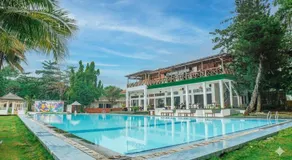 La Plage Beach Club - Image 4