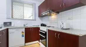 Chic 2BR in the heart of South Albury - Image 3