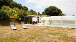 Stone cottage with private covered pool near the medieval city of Josselin. - Image 4