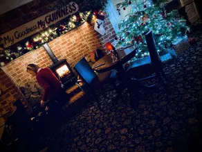 The Red Lion - Image 4