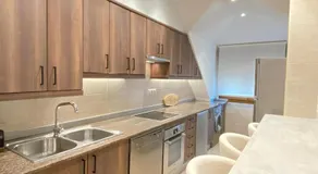 Apartamento boutique con terraza y vistas al mar. Porto Vilanova - Image 5