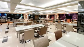 Delton Hotel - Image 2