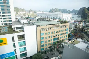 City Bay Palace Hotel - Image 5