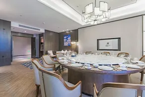 Rezen Heyi S Hotel Zhangjiajie - Image 5
