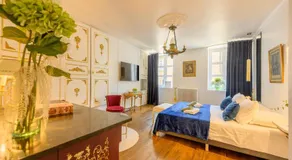 LA SUITE de NOTRE DAME au pied du CHATEAU FORT - Image 2