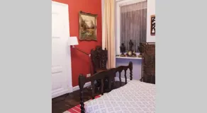 Shoe Styling Apartment - Image 2