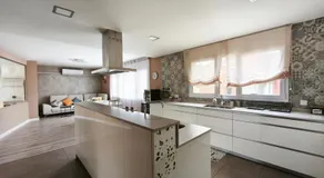 Villa with private pool in Vallromanes - Next to Golf Club, 25 min from Barcelona, 10 min from the Beach - Image 4