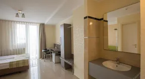 Hotel Seneca - Image 2