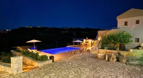 Aspro Apartments - Image 2