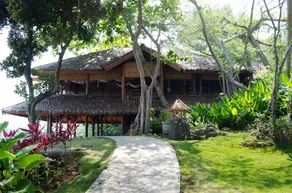 Hawaii Resort Family Suite Anyer - Image 4