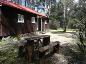 Taranna Cottages - Image 2