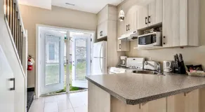 BANFF WOODS LODGE - Image 3