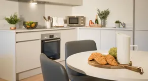 Luxury 2 bed Apartment Cherrywood Dublin 18 - Image 4