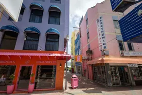 Boutique Stay in the Heart of Punda - Image 3