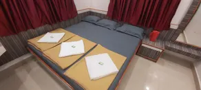 Sai Raghunandan Guest House - Image 4