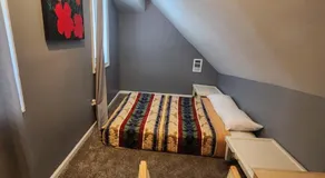 Super Large East Memphis 23 Beds - Image 4